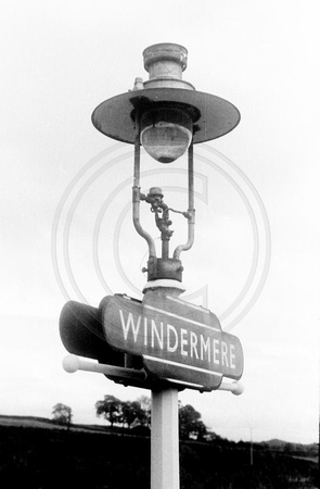 128d18 Windermere sta lamp 720610